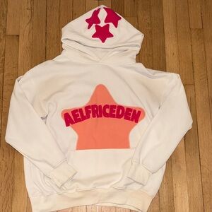 Aelfric Eden White Hoodie with Pink and Orange Star Design